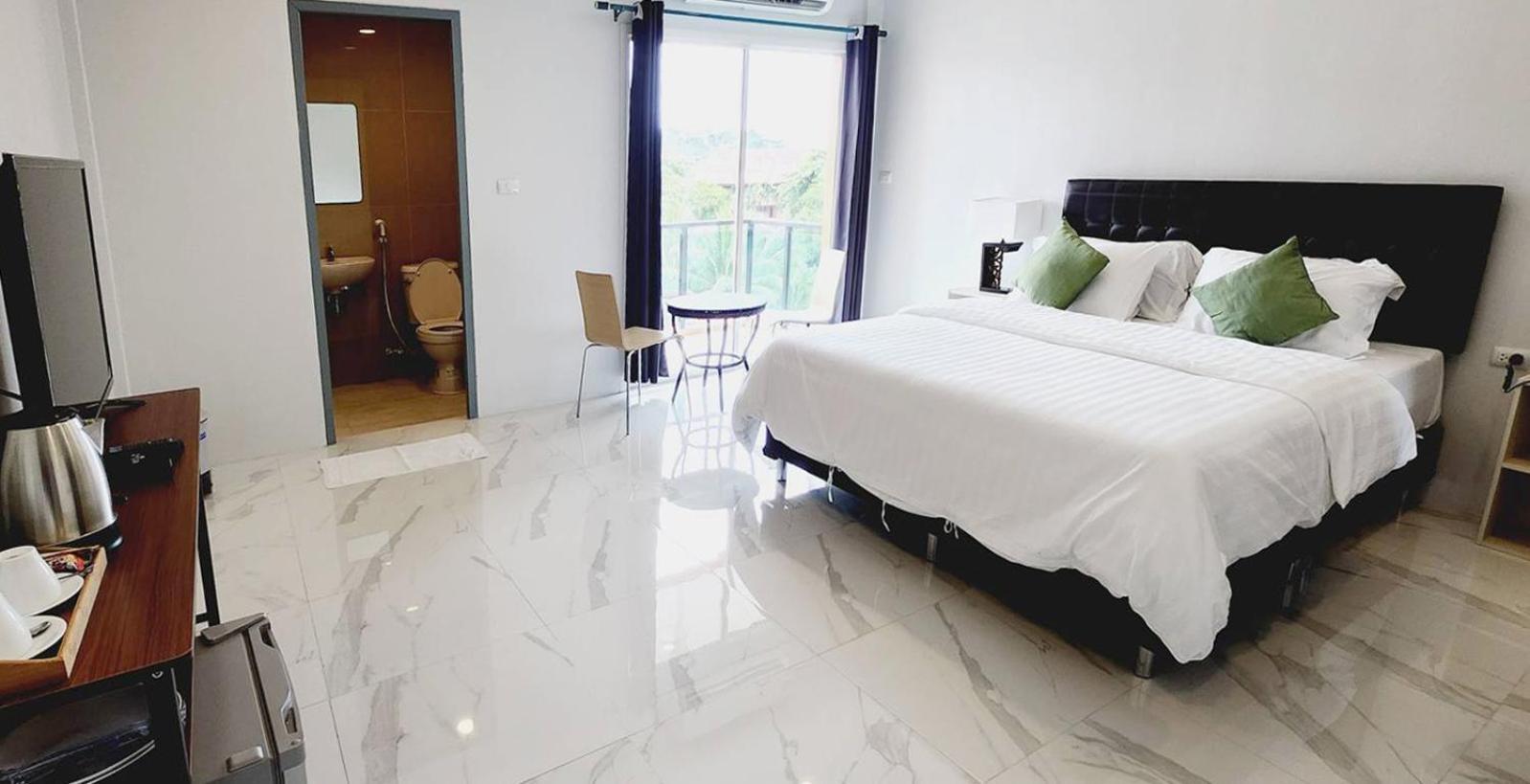Pr Room For Rent Pantai Kamala Bagian luar foto