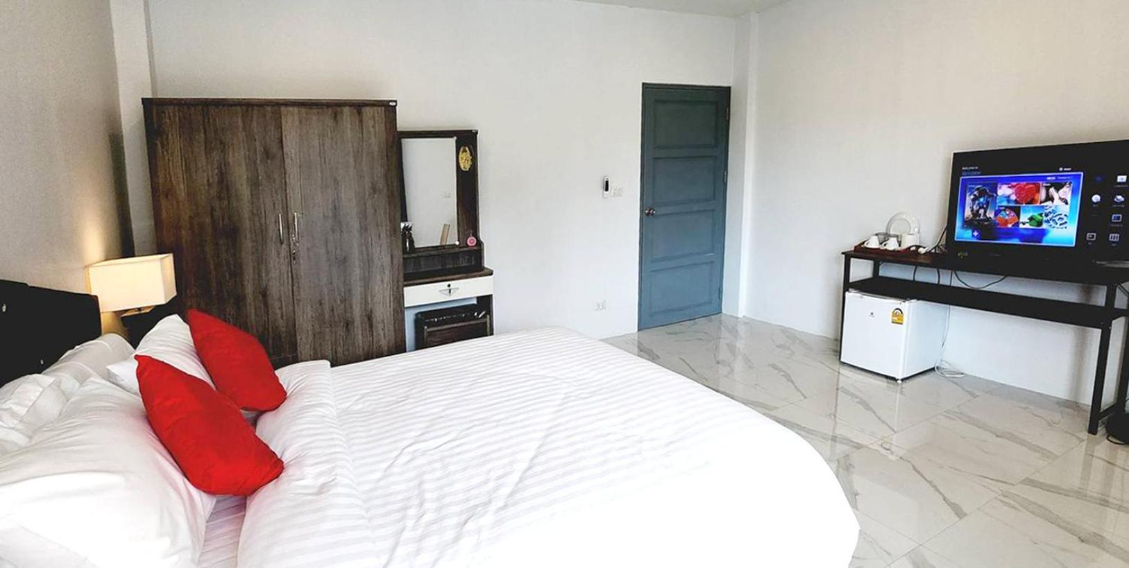 Pr Room For Rent Pantai Kamala Bagian luar foto