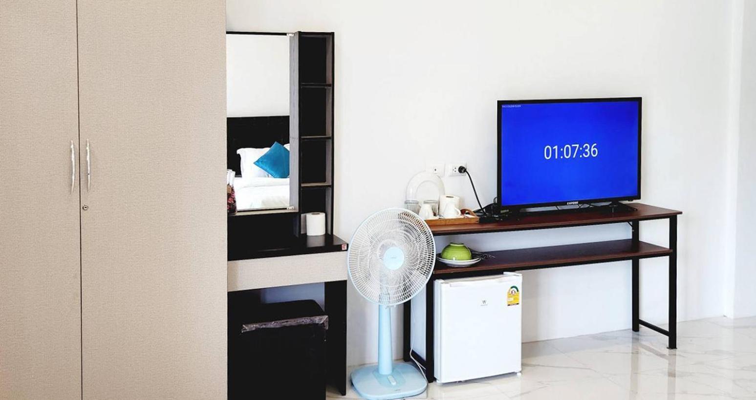 Pr Room For Rent Pantai Kamala Bagian luar foto